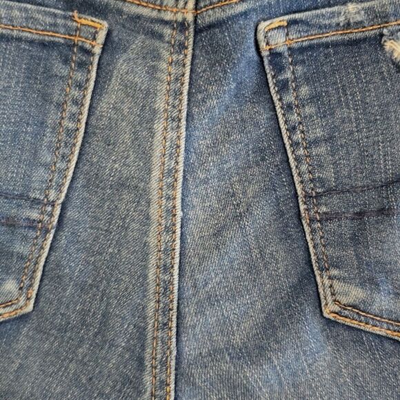 American Eagle Hi Rise Shortie Next Level Stretch Distressed Jean Shorts-Size 4 - Picture 14 of 15